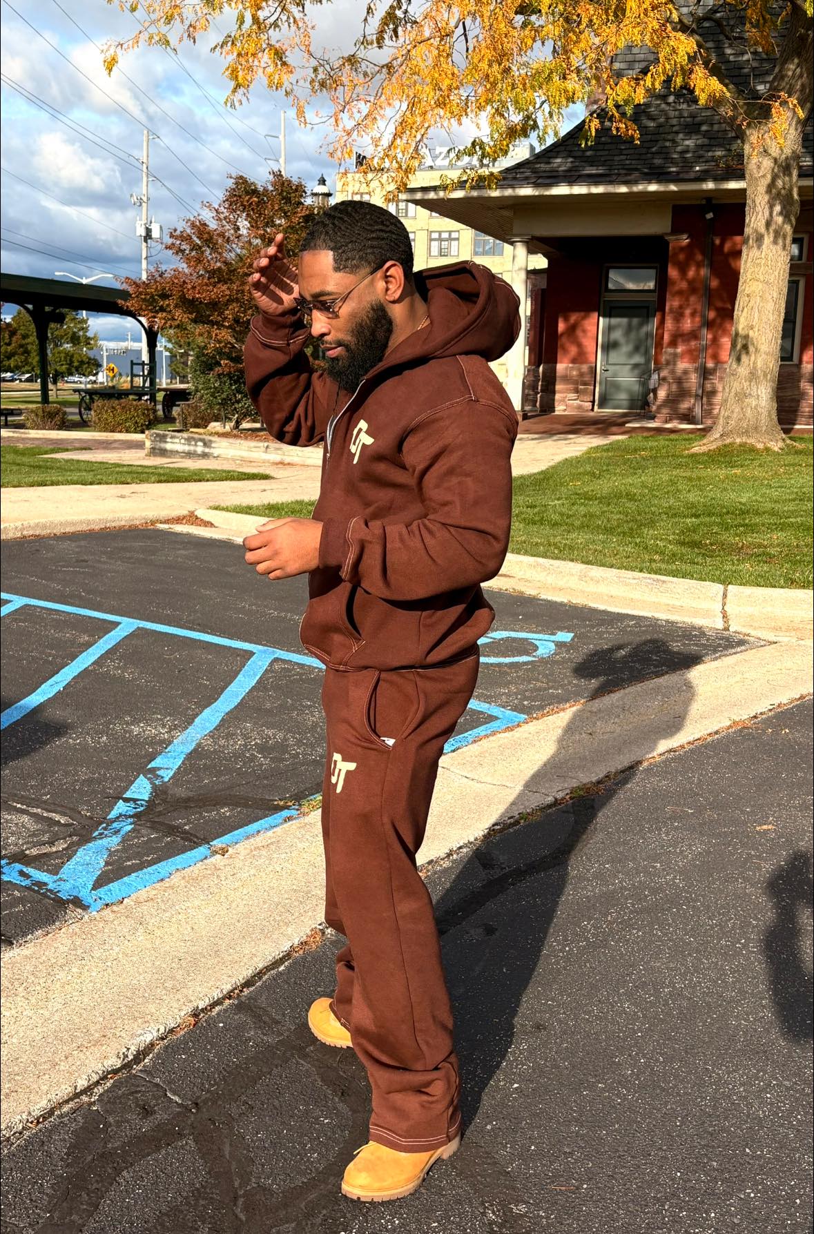 The World Is Yours Jogging Set